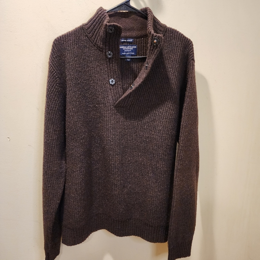American Eagle Outfitter Vintage Slim Fit Brown Knit Sweater with Button Collar